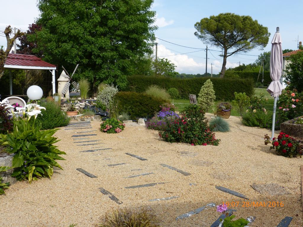 Chambre D'Hotes Les 3 Moulins Cozes 외부 사진